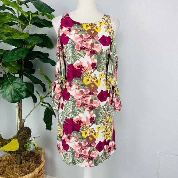 WORLD MARKET FLORAL COLD SHOULDER MINI DRESS / TUNIC - Picture 1 of 5